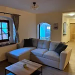 Pri Hudi Mravljici Appartement
