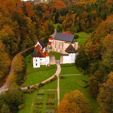 Pri Hudi Mravljici * Slovenske Konjice